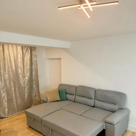 Luxury Near To The מאלגה